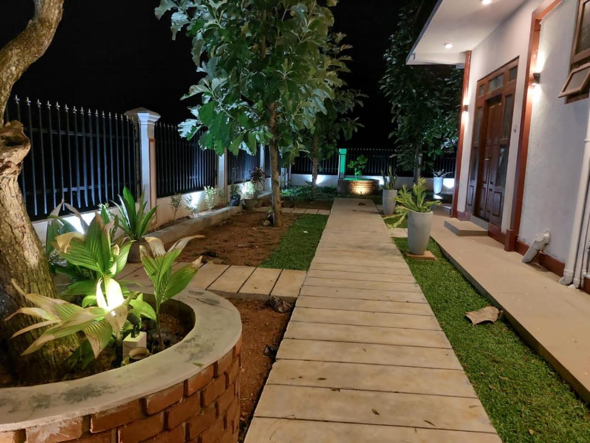 Green Shield Resort Anuradhapura Eksteriør bilde