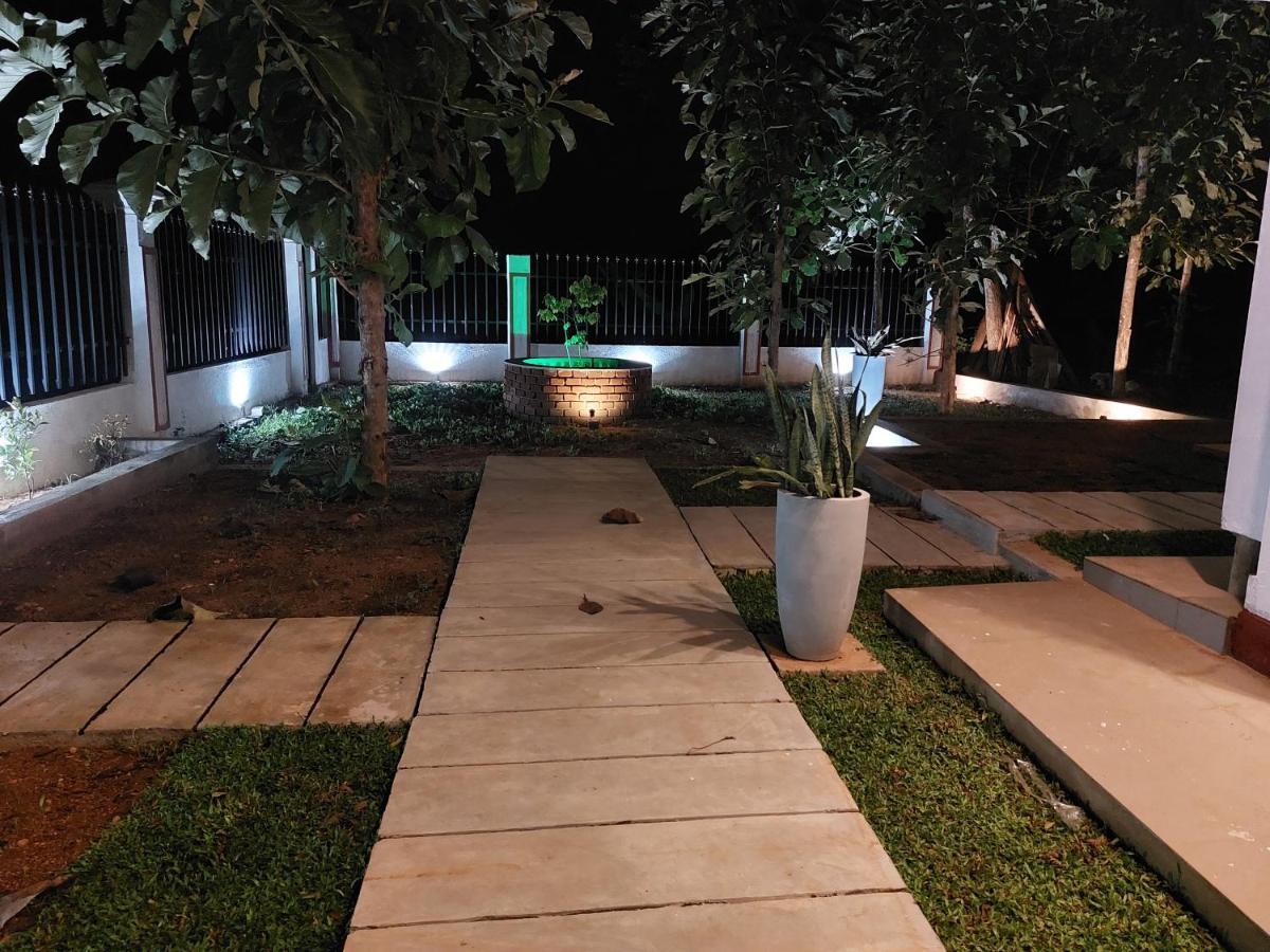 Green Shield Resort Anuradhapura Eksteriør bilde