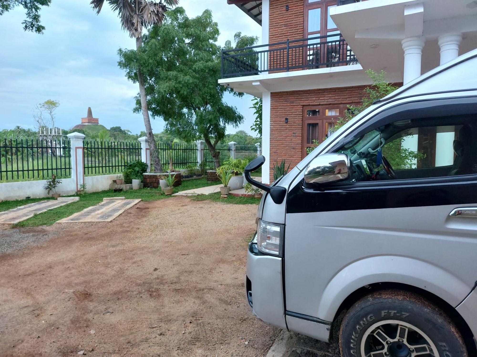 Green Shield Resort Anuradhapura Eksteriør bilde
