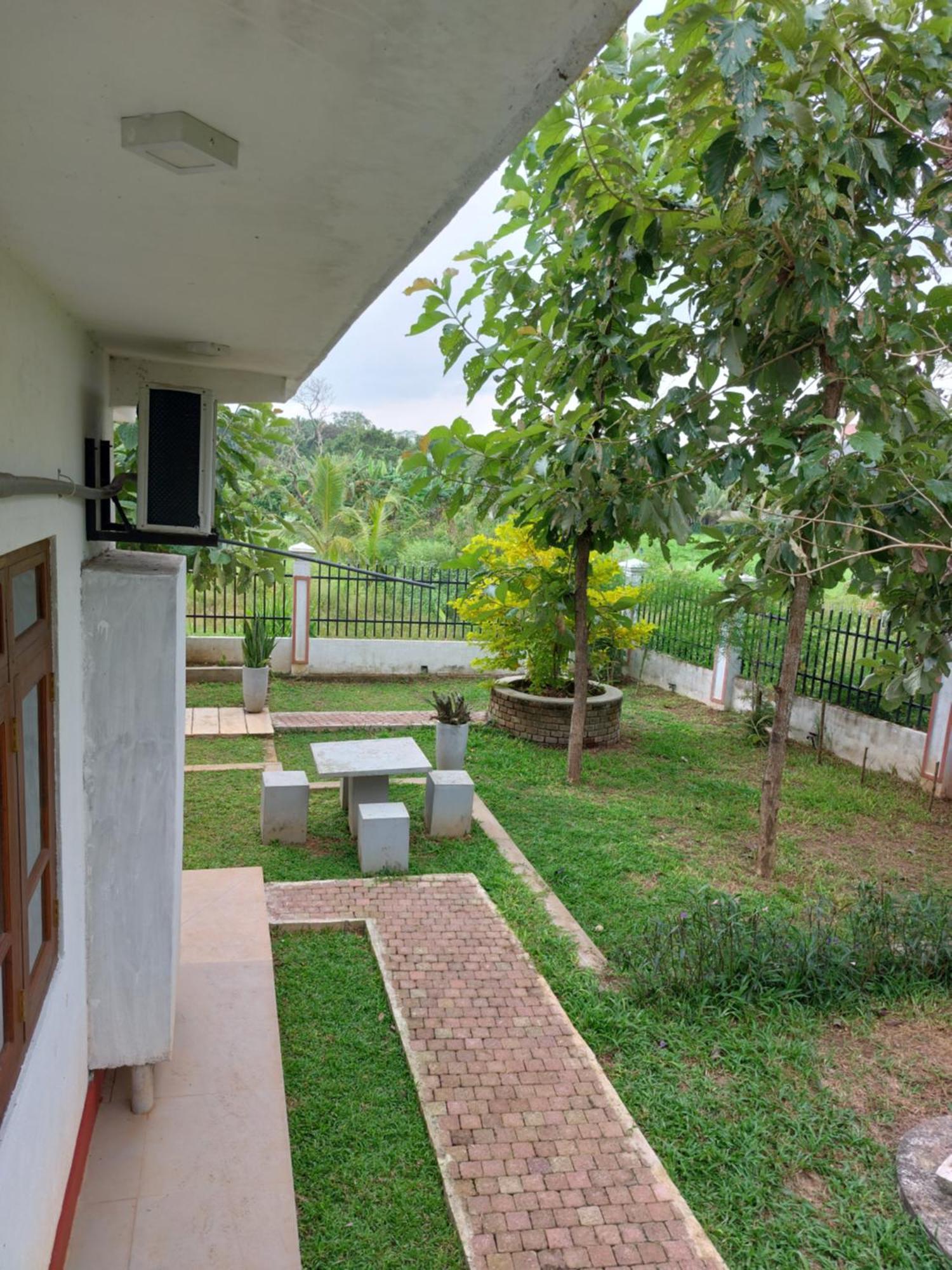 Green Shield Resort Anuradhapura Eksteriør bilde