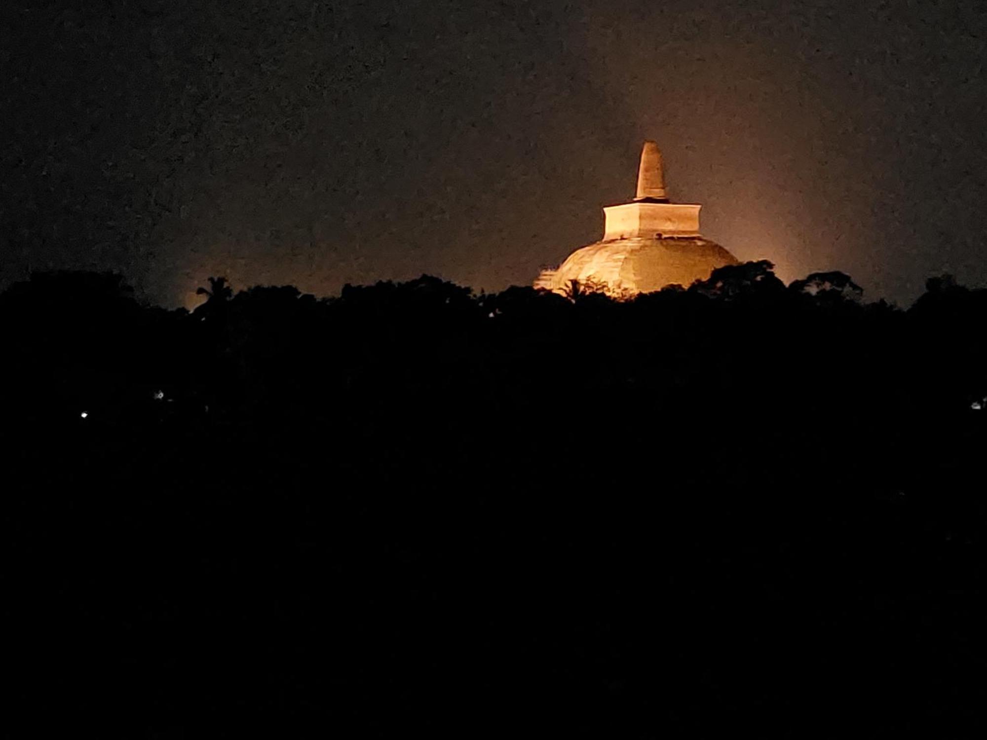 Green Shield Resort Anuradhapura Rom bilde