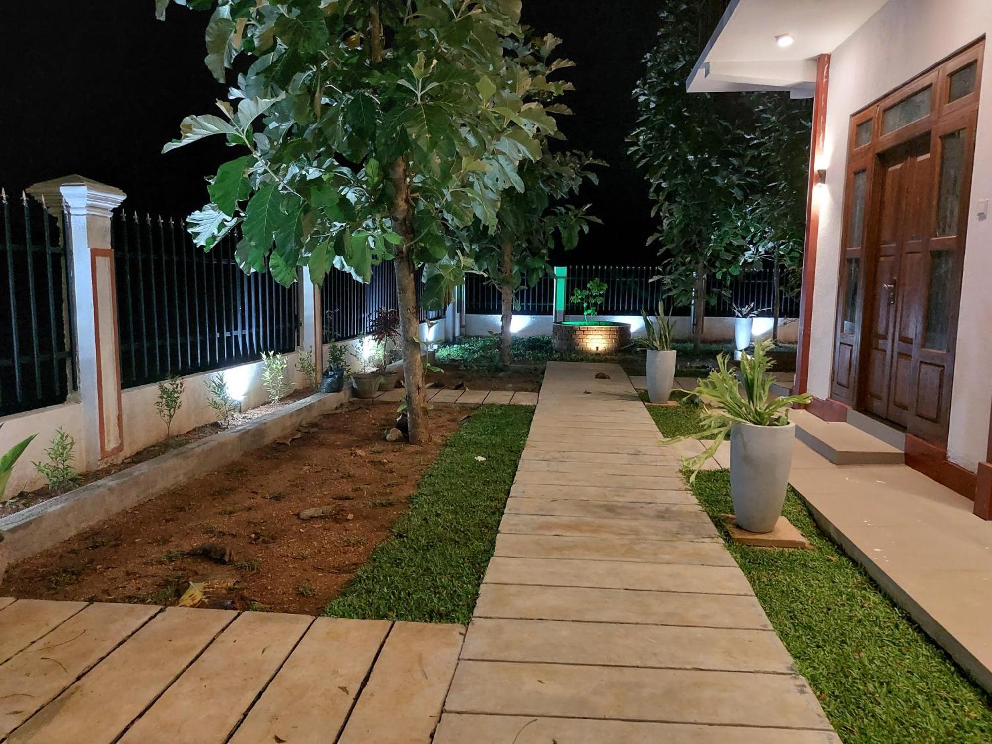 Green Shield Resort Anuradhapura Rom bilde