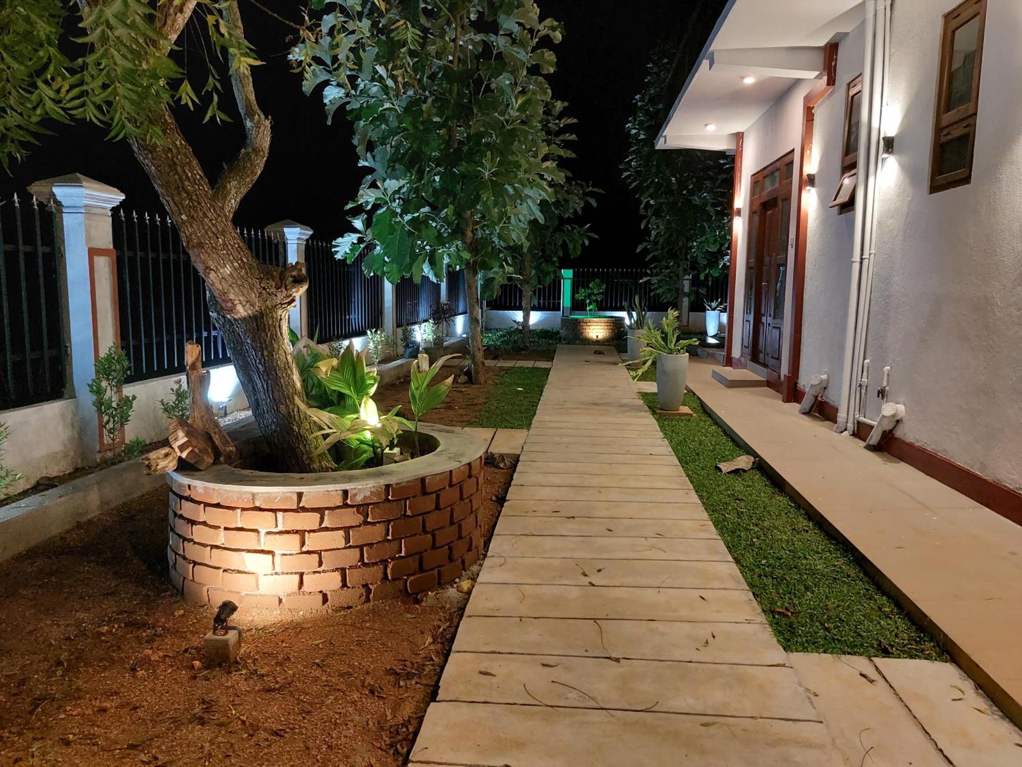 Green Shield Resort Anuradhapura Rom bilde