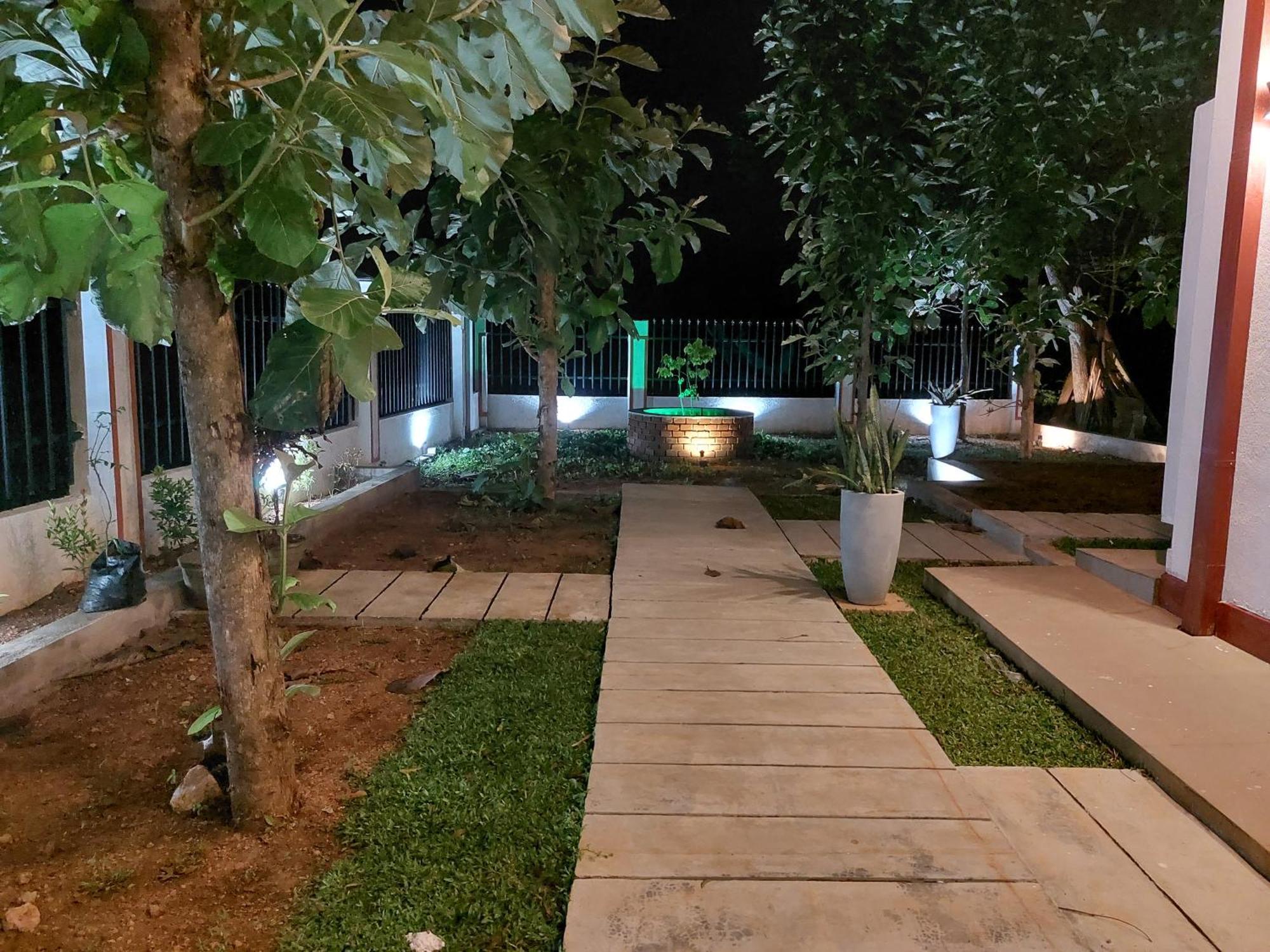 Green Shield Resort Anuradhapura Rom bilde